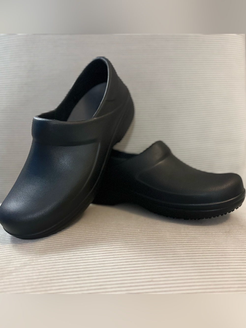 Crocs Women's Neria Pro II Work Clogs size 11